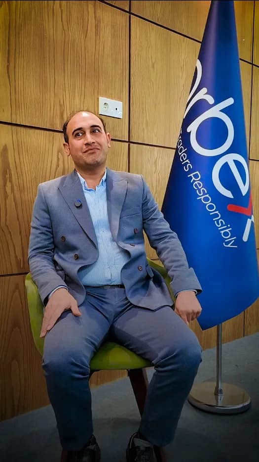 کاور ویدیوی نظر 3